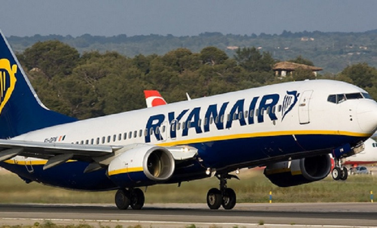 Ryanair to Close Bordeaux Base
