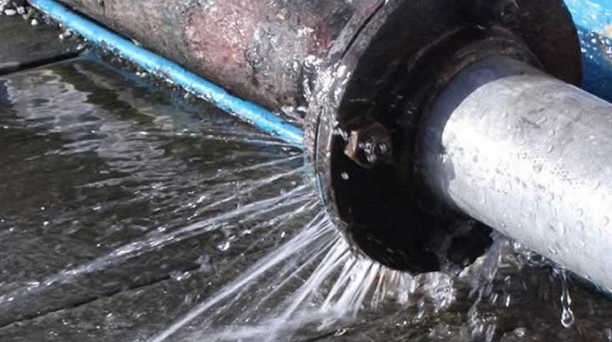 France's Leaky Water System