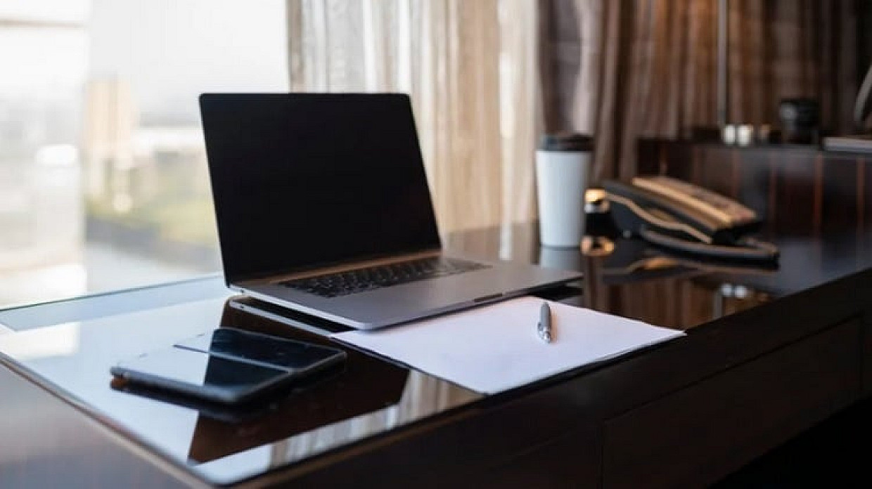 Running a Business in France from Home
