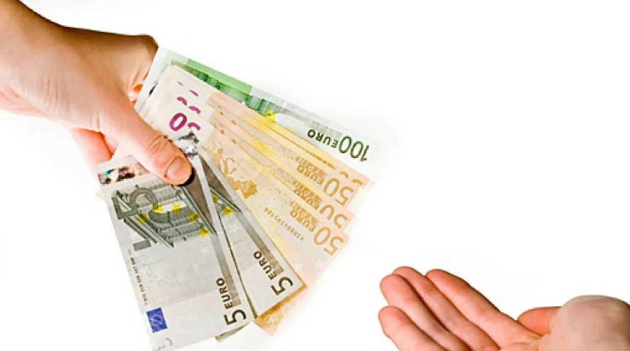 Death in France - Recovery of Social Benefits