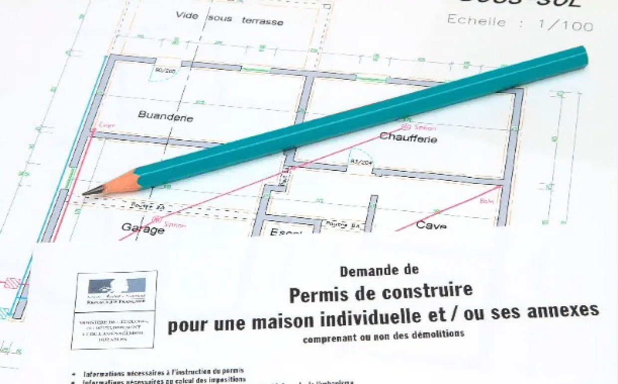 Mayor Faces Court over Building Permits