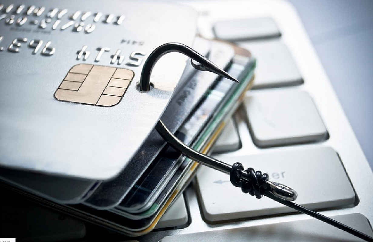 French Bank Frauds and Refund Claims