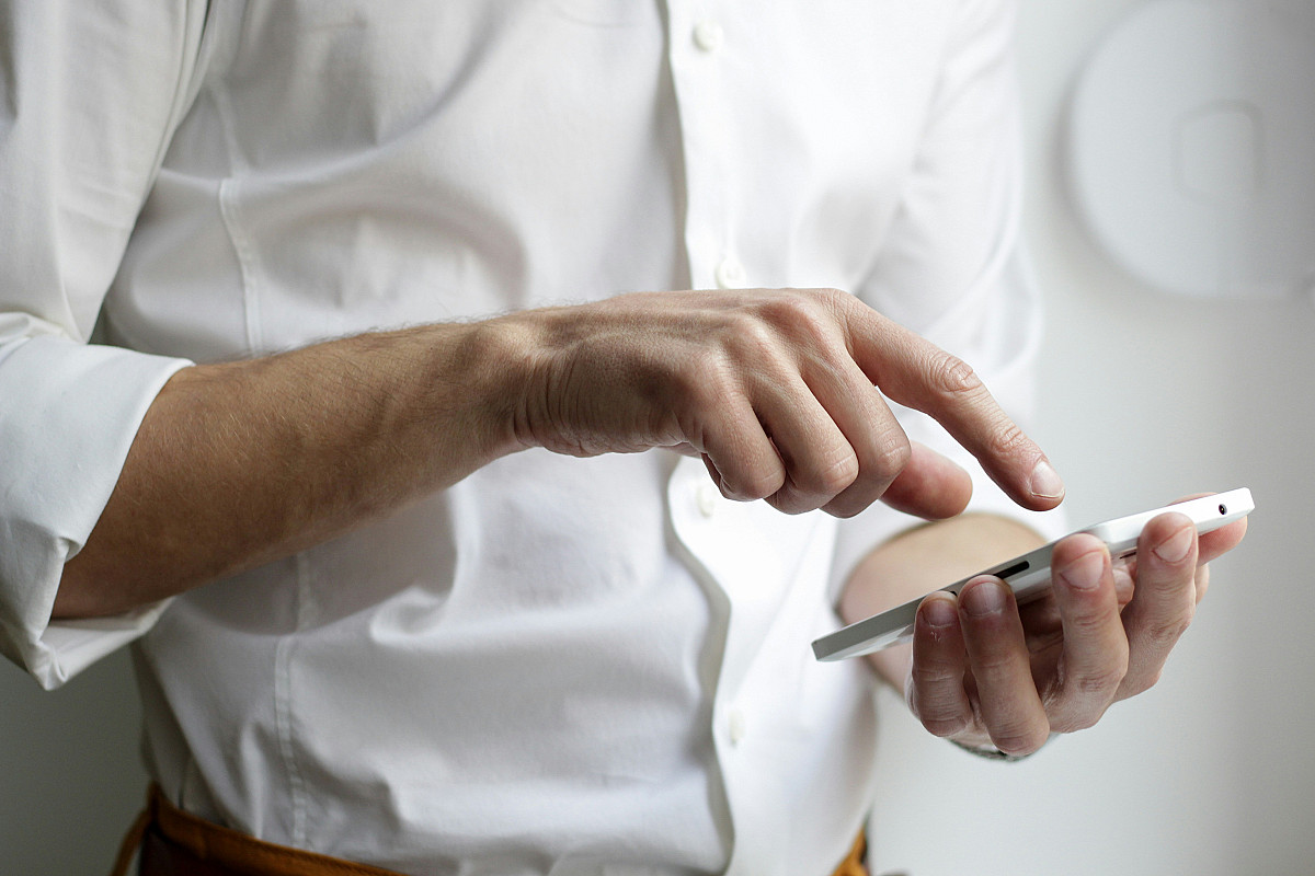 Mobile Phone Roaming Charges for UK customers