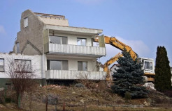 Court Orders Demolition of House
