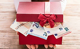 Christmas Presents and French Gifts Tax